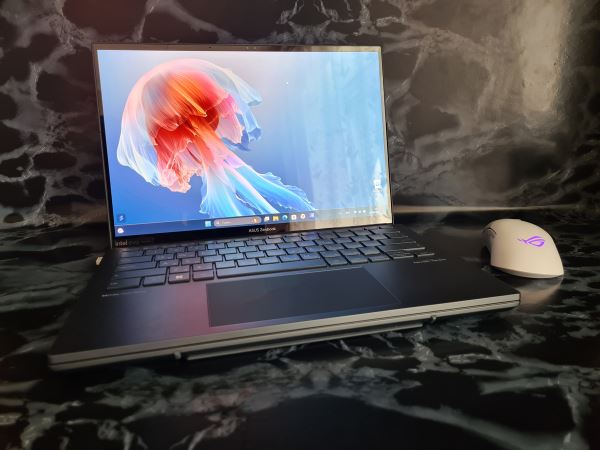 Обзор ASUS Zenbook Duo — что может быть лучше OLED-экрана? Правильно! Два OLED-экрана